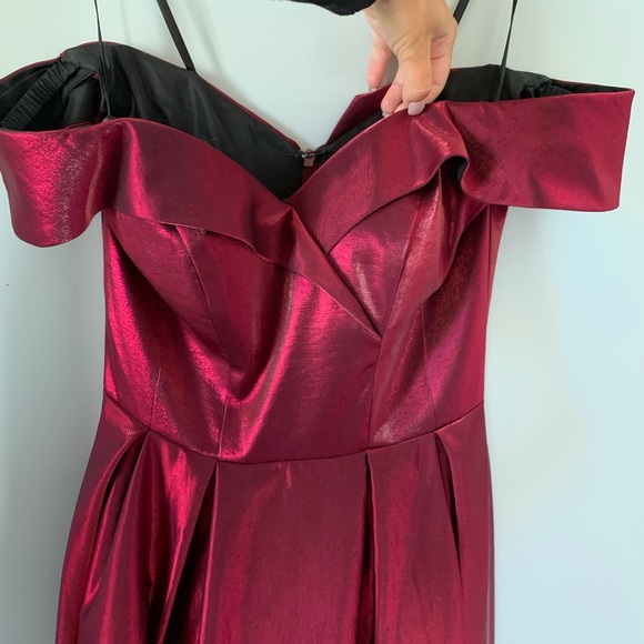 Timeless cranberry iridescent prom dress - Picture 3 of 8